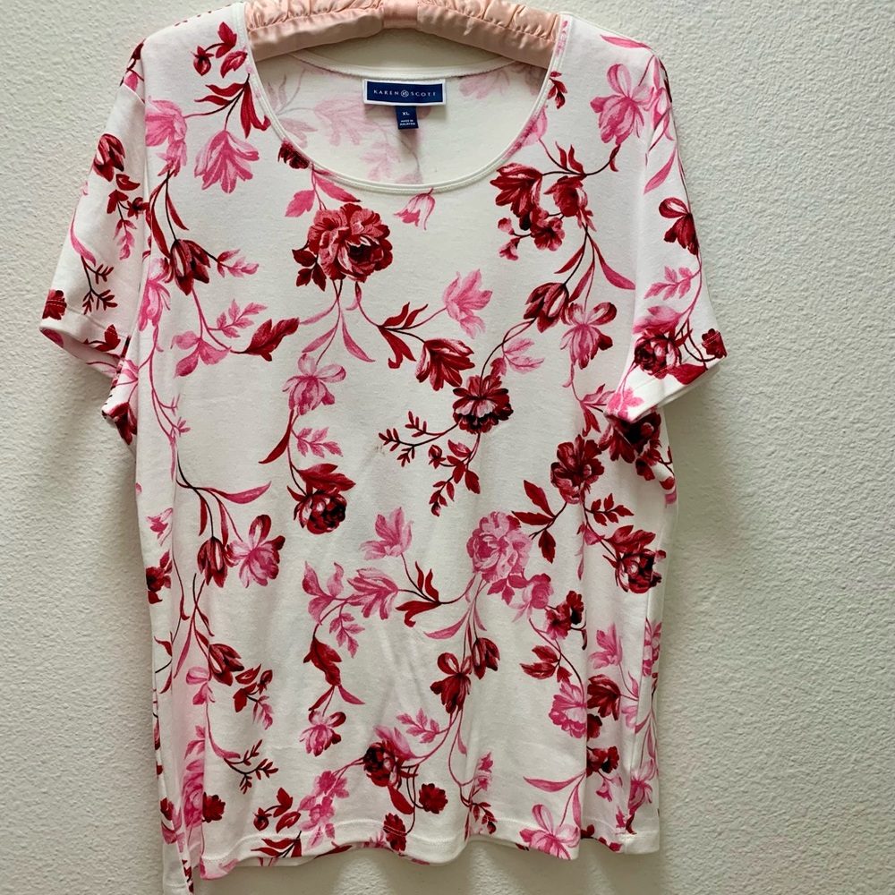 Karen Scott Women's Floral Pink and Red Top